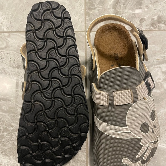 Birki’s for kids size 1.5 - Picture 2 of 7